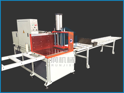 半自動鋁切機